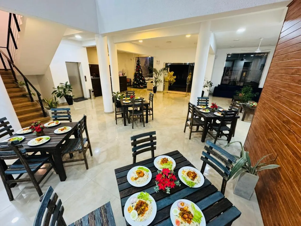 Lucky Transit Hotel - Katunayake Airport